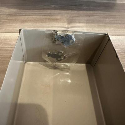 KEEP/SAFE COMBINATION FLOOR SAFE ON CASTERS (Has Combo)