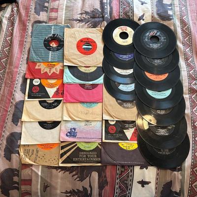 VARIETY OF MUSIC ON VINYL 45's