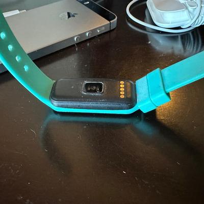 APPLE iPhone and a FITBIT?
