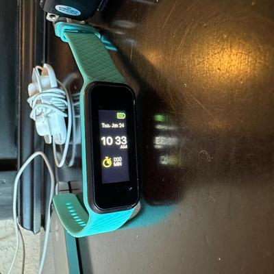 APPLE iPhone and a FITBIT?