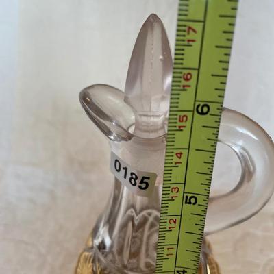 Imperial glass fire on gold cruet