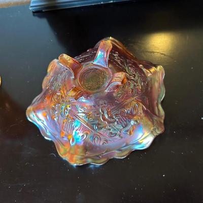 MARIGOLD JACK IN THE PULPIT VASE AND CARNIVAL GLASS FOOTED BOWL
