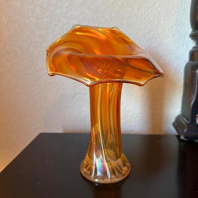 MARIGOLD JACK IN THE PULPIT VASE AND CARNIVAL GLASS FOOTED BOWL