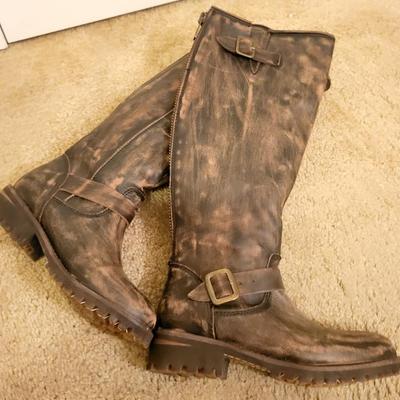 Free Bird Battle 6 Knee Length Leather Boots - $200 Value