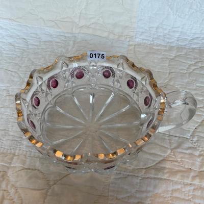 EAPG US Glass daisy bullseye purple amethyst stained bowl-with handle