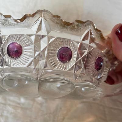 EAPG US Glass daisy bullseye purple amethyst stained bowl-with handle