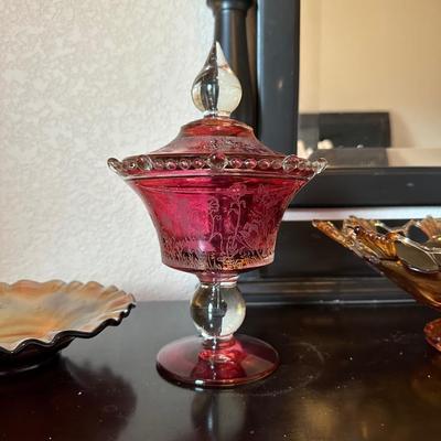 CRANBERRY CANDY DISH AND 2 AMBER BOWLS
