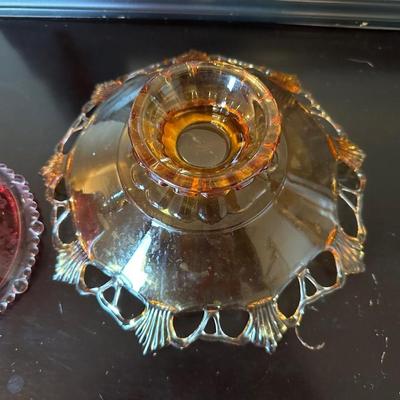 CRANBERRY CANDY DISH AND 2 AMBER BOWLS