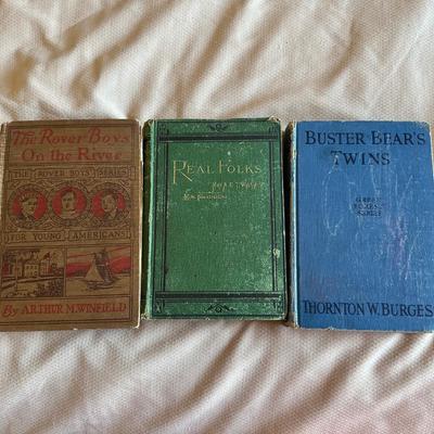 A VARIETY OF BOOKS (2)