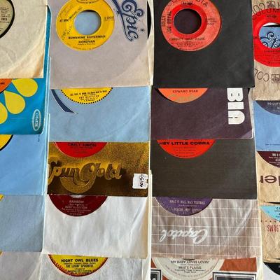 MUSIC ON VINYL 45's