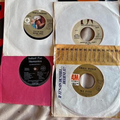 MUSIC ON VINYL 45's