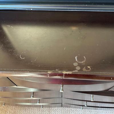 9 DRAWER DRESSER W/MIRROR