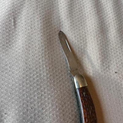 2 FOLDING POCKET KNIVES