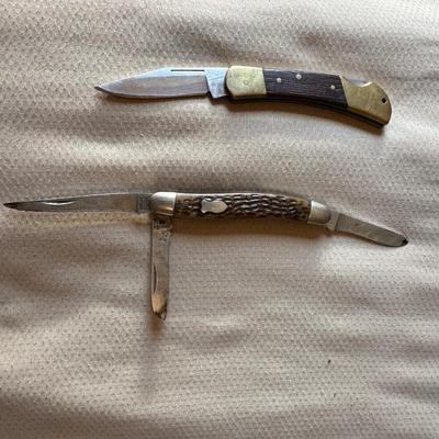 2 FOLDING POCKET KNIVES
