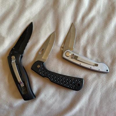 FROST CUTLERY FLYYING FALCON AND 2 MTECH KNIVES