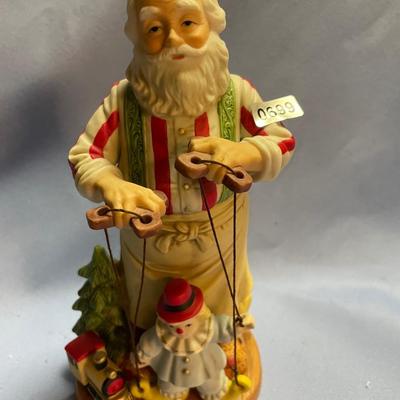 Santa’s puppet show