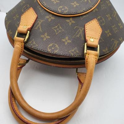 Louis Vuitton Ellipse Monogram Handbag