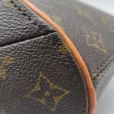 Louis Vuitton Ellipse Monogram Handbag
