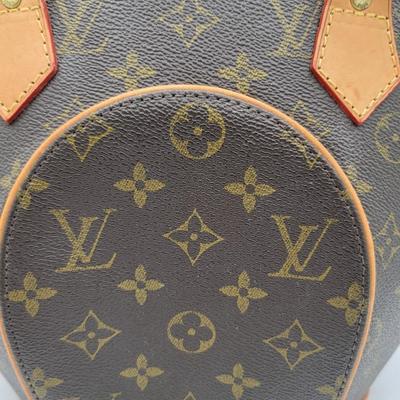 Louis Vuitton Ellipse Monogram Handbag