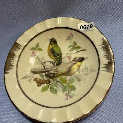 Porcelain ashtray with birds