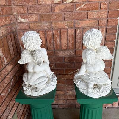2 PLASTER CHERUBS AND 2 PILLARS