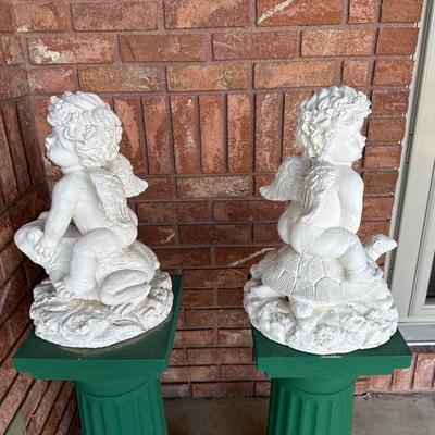 2 PLASTER CHERUBS AND 2 PILLARS