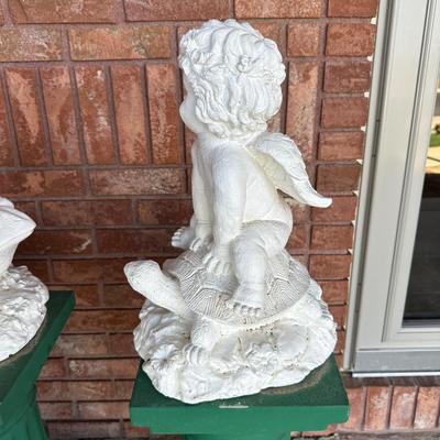 2 PLASTER CHERUBS AND 2 PILLARS