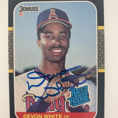 Devon White signed baseball card