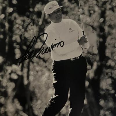 Lee Trevino signed photo