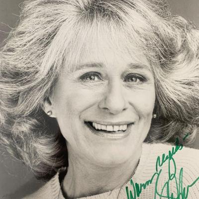 Gretchen Wyler singed photo