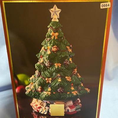 Lenox Battery Christmas tree