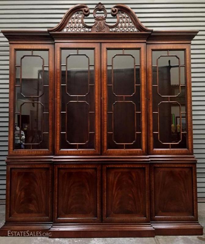 Chippendale Style Drexel Heritage China Cabinet Estatesales Org