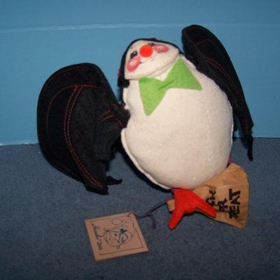 LOT 20 ADORABLE COLLECTABLE ANNALEE HALLOWEEN BAT & MOUSE