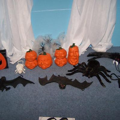 LOT 23 BUNCH of CREEPY HALLOWEEN