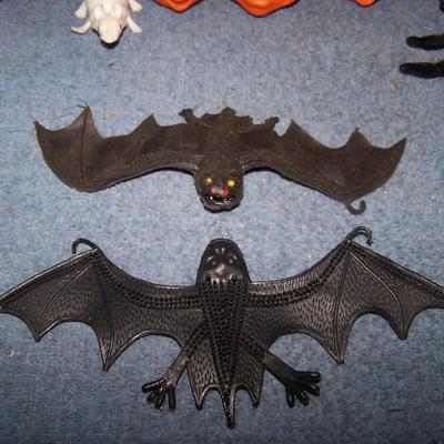 LOT 23 BUNCH of CREEPY HALLOWEEN