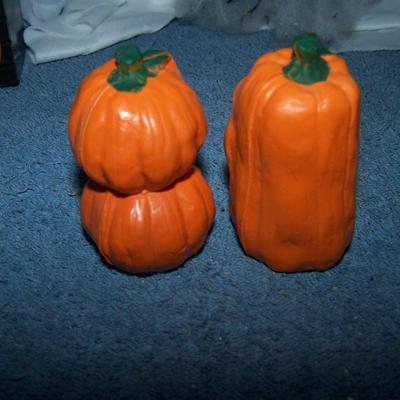 LOT 23 BUNCH of CREEPY HALLOWEEN