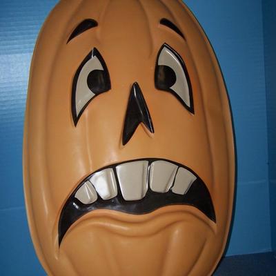 LOT 28 GREAT COLLECTABLE HALLOWEEN JOL ARTFORM VACUFORM