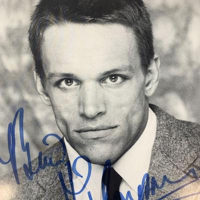Brian Thompson signed photo