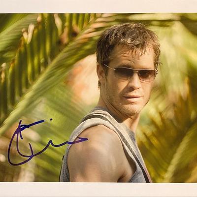 Timothy Olyphant signed photo