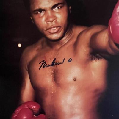 Muhammad Ali signed photo