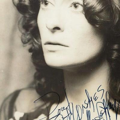 Elizabeth Ashley signed photo