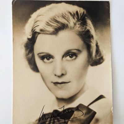 Marie Ney signed photo
