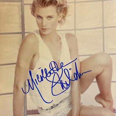 Nicollette Sheridan signed photo