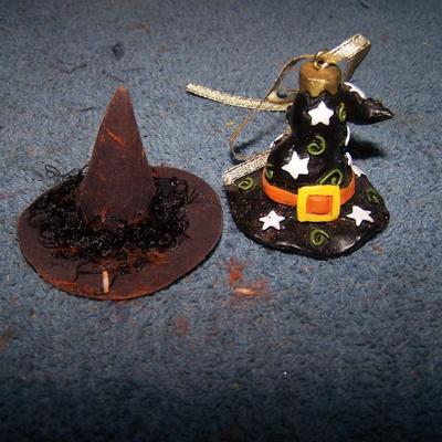 LOT 31 COOL HALLOWEEN STUFF
