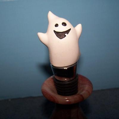 LOT 32 HALLOWEEN PARTY TIME BOTTLE STOPPERS plus
