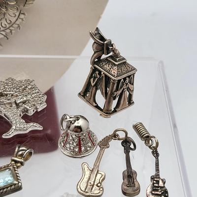 Sterling Silver Necklaces & Pendants Lot 85gr