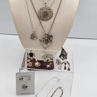 Sterling Silver Necklaces & Pendants Lot 85gr