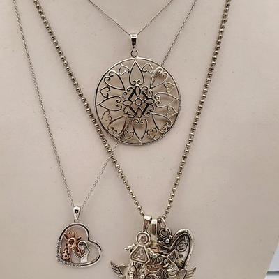Sterling Silver Necklaces & Pendants Lot 85gr