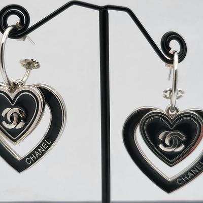 Chanel-Style Double Heart Pierced Earrings