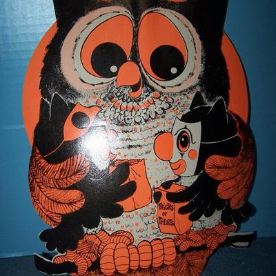 LOT 48 GREAT HALLOWEEN OWLS PAPER/CARDBOARD DECOR